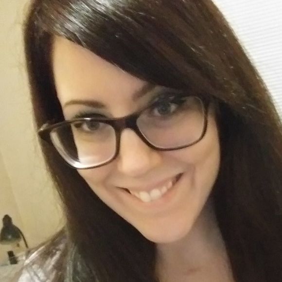 Meet your Posher, Kimberly - Picture 1 of 1